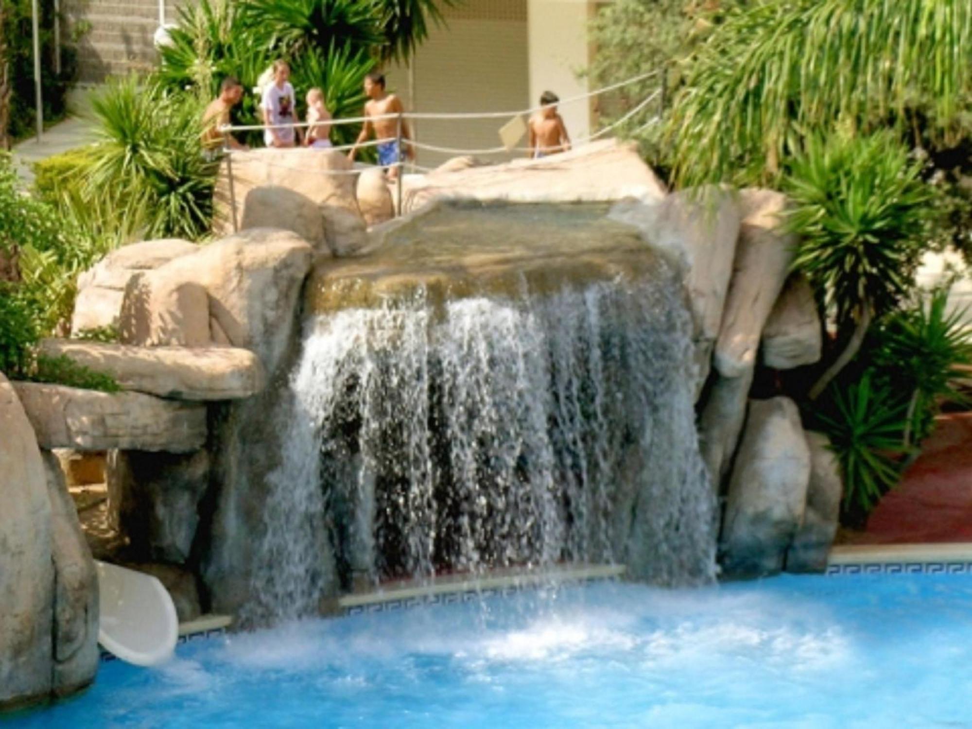 Familidays 04 Jardines Paraiso Salou Exterior foto